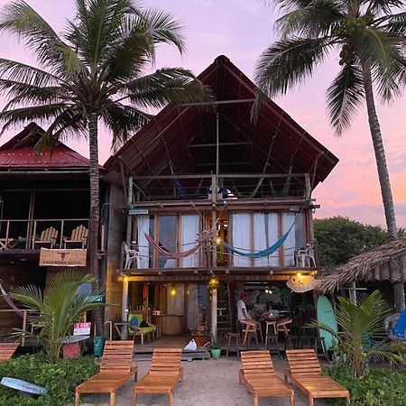 Hostal Velero Relax Guachaca Exterior photo