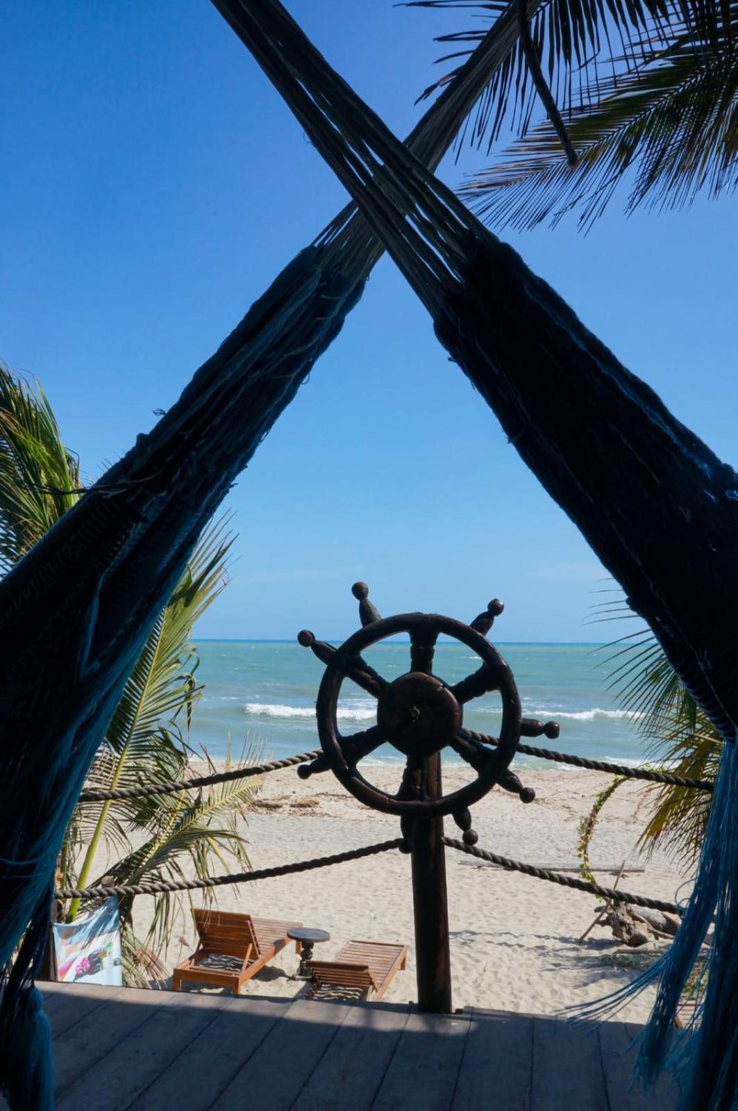 Hostal Velero Relax Guachaca Exterior photo